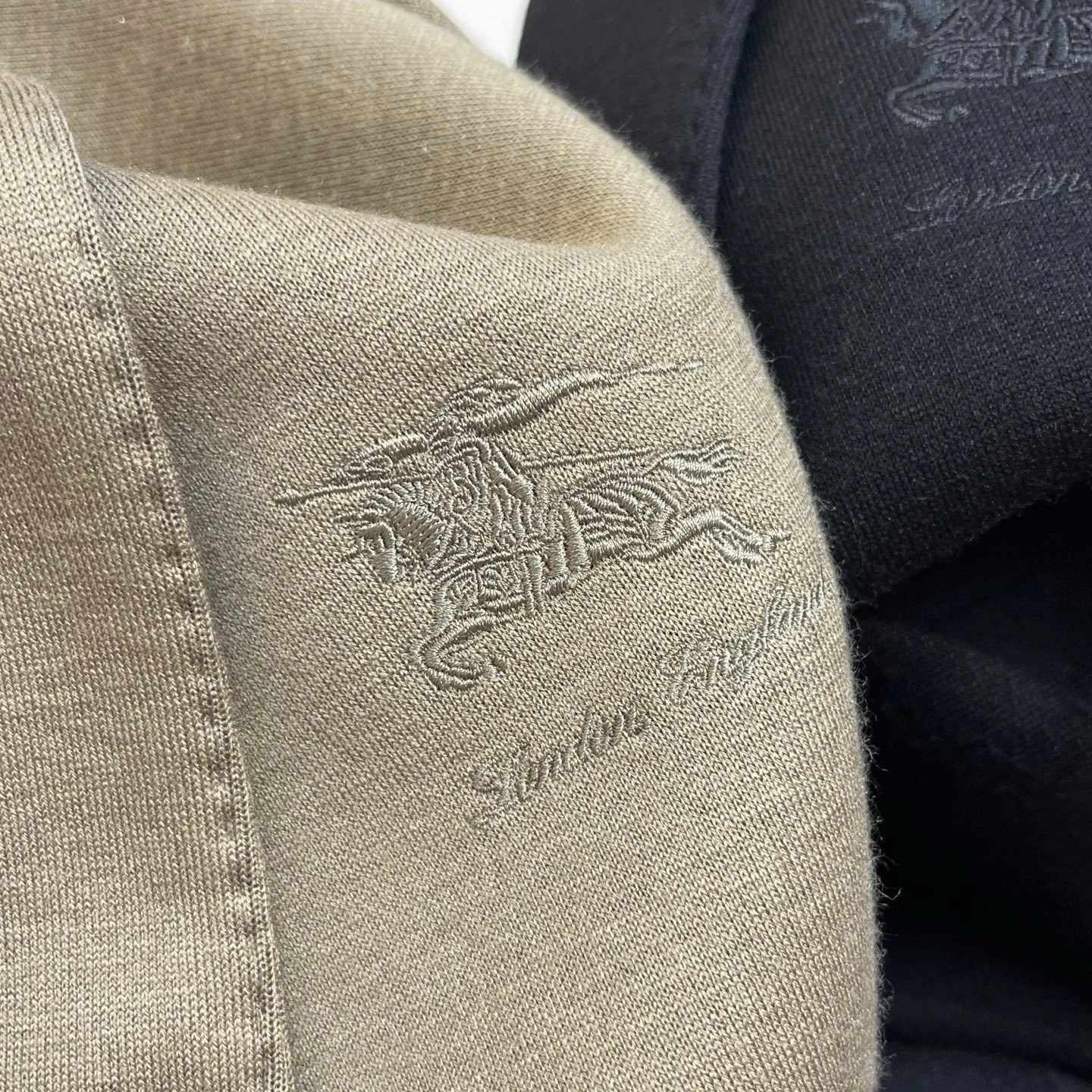 wg.luxury-- 2ur25rry wool 2colour item: E-F443J1817-2H